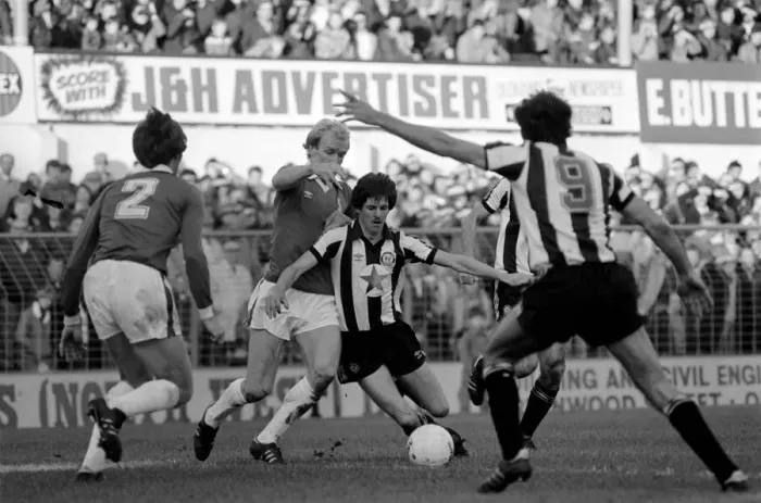 Framed Print : Oldham 3 v. Newcastle United 1. Division 2 Football October 1981 MF04-13-067 Framed Print : Oldham 3 v. Newcastle United 1. Division 2 Football October 1981 MF04-13-067