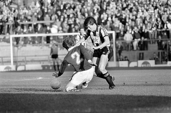 Oldham 3 v. Newcastle United 1. Division 2 Football October 1981 MF04-13-063