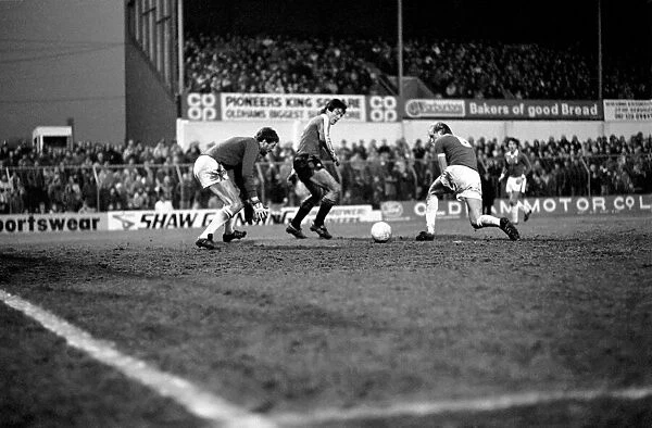 Oldham Athletic v Manchester United. January 1982 MF05-25-046