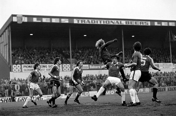 Oldham Athletic v Manchester United. January 1982 MF05-25-026