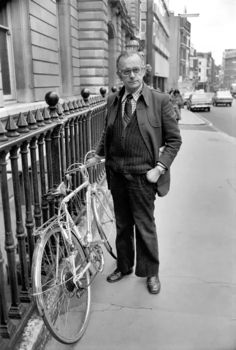 Framed Print : Oldman: Humour: Bicycle: Mr. Larry Adler appeared at Bow Street Magistrates court Framed Print : Oldman: Humour: Bicycle: Mr. Larry Adler appeared at Bow Street Magistrates court