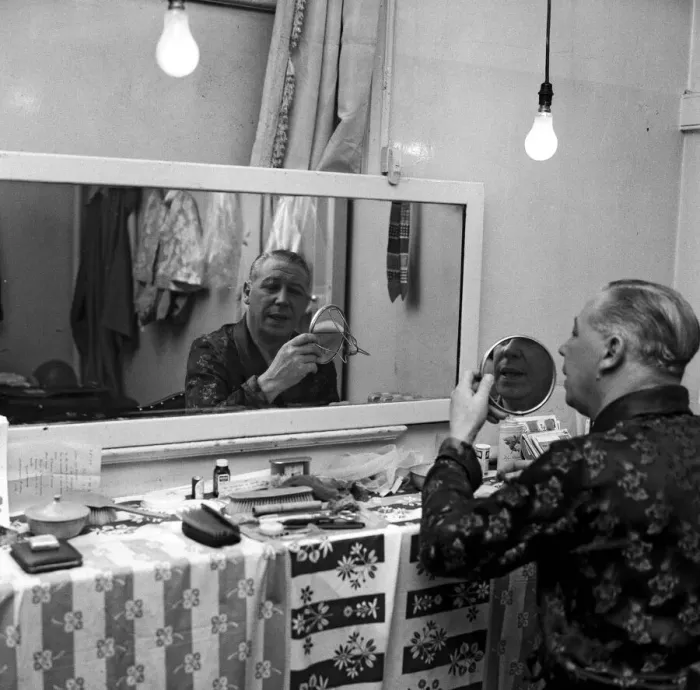 Framed Print : The show must go on, says George Formby, appearing as Mr Wu in Aladdin Framed Print : The show must go on, says George Formby, appearing as Mr Wu in Aladdin