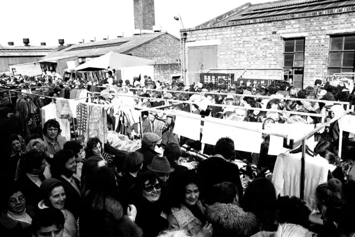 Framed Print : Open air Sunday market at Pallion, Sunderland 23 March 1975 Framed Print : Open air Sunday market at Pallion, Sunderland 23 March 1975