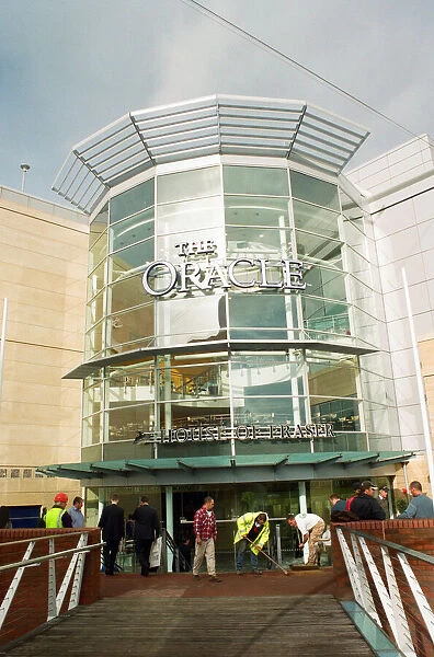 The opening of The Oracle shopping centre, Reading. 23rd September 1999