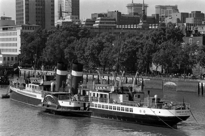 Framed Print : Paddle Staemer; Queen of the South August 1966 Paddle steamer visiting London seen