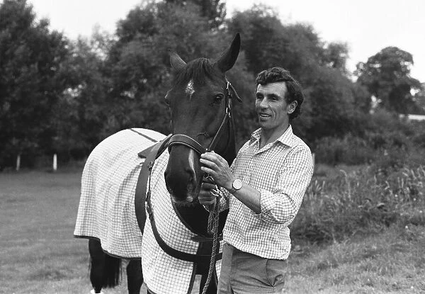 Paddy McMahon with Penwood Forge Mill at Penwood Stables, 31st July 1973