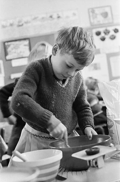 Pancake Making pictures. Five year old pupils from Gawthorpe Infants School, Ussett