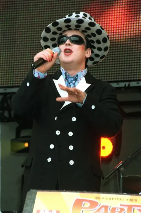 Framed Print : Party in the Park -Boy George of Culture Club July 1999 performing to an audience