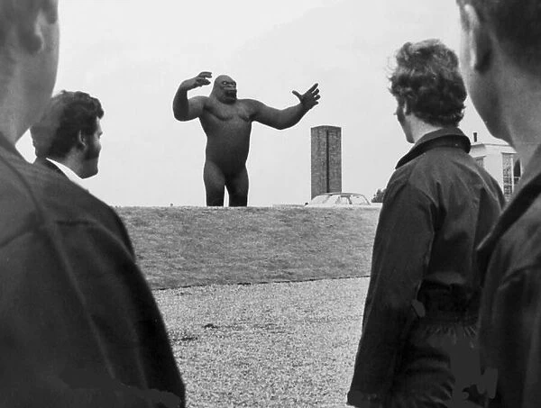 Passers by pause to admire the King Kong Statue at Camp Hill, Birmingham. September 1972