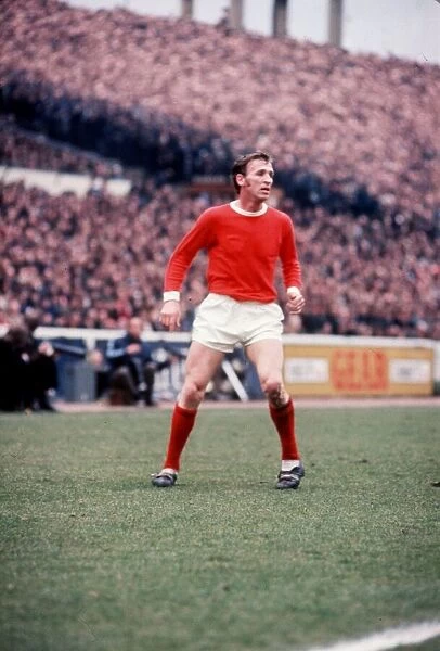 Pat Crerand in action for Manchester United, circa April 1970
