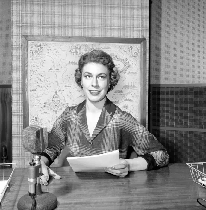 Framed Print : Patricia Cox newsreader and television presenter for Midlands I. T. V Framed Print : Patricia Cox newsreader and television presenter for Midlands I. T. V