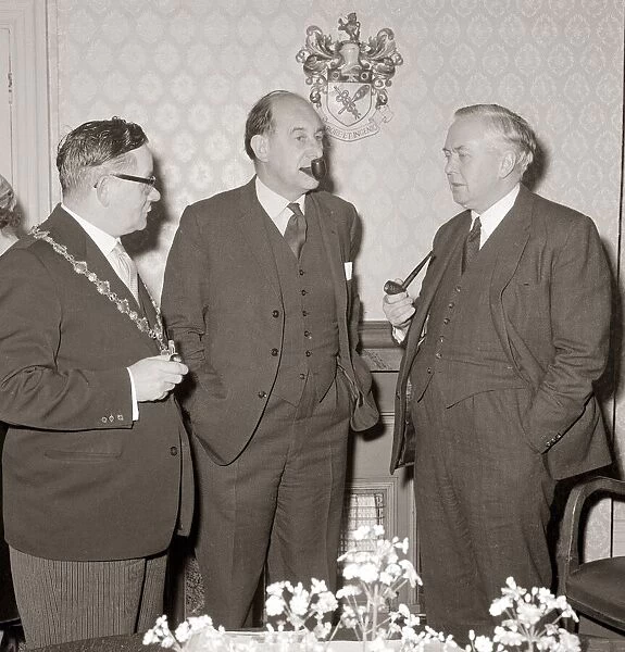 Patrick Gordon Walker (centre) January 1964 with Harold Wilson PM right