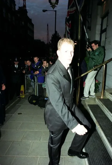 Framed Print : Patrick Kielty Comedian / TV Presenter June 1998 Arriving for a celebrity party Framed Print : Patrick Kielty Comedian / TV Presenter June 1998 Arriving for a celebrity party