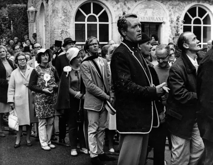 Framed Print : Patrick McGoohan filming. September 1966 P009153