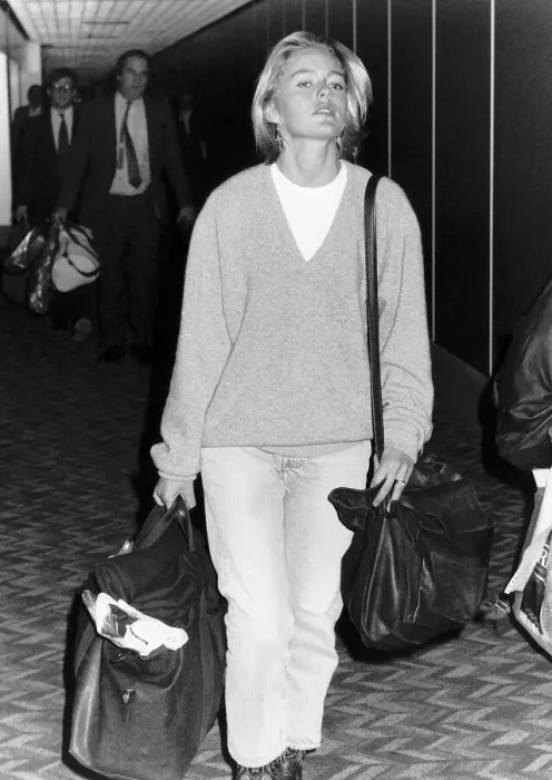 Framed Print : Patsy Kensit the actress arriving at Heathrow airport Framed Print : Patsy Kensit the actress arriving at Heathrow airport