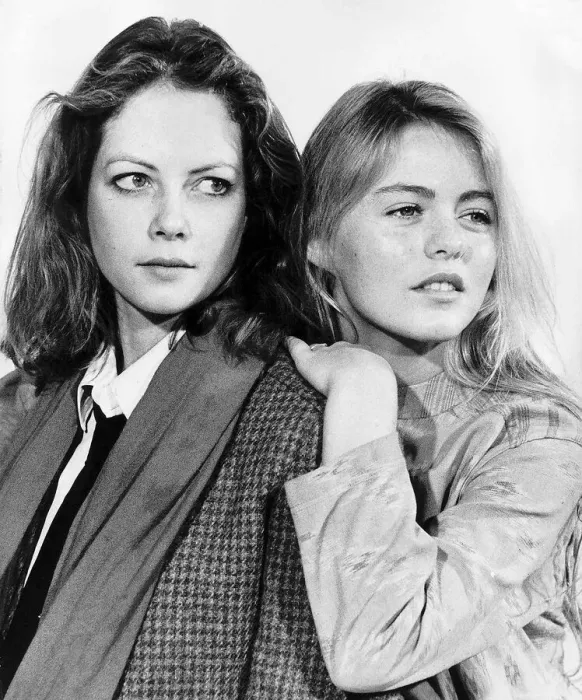Framed Print : Patsy Kensit singer and actress with Jenny Seagrove, January 1984