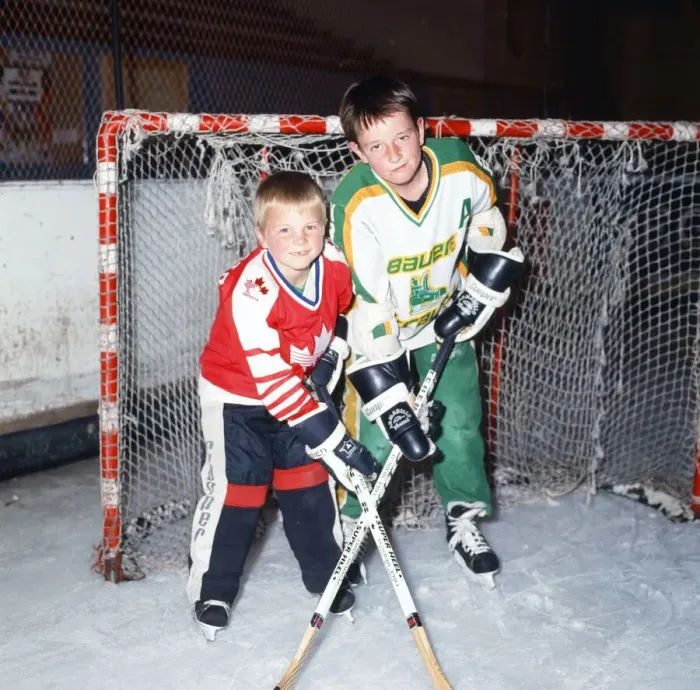 Framed Print : Paul Berrington 12, of the Dundee Rockets Ice Hockey team and younger brother Paul 7 Framed Print : Paul Berrington 12, of the Dundee Rockets Ice Hockey team and younger brother Paul 7