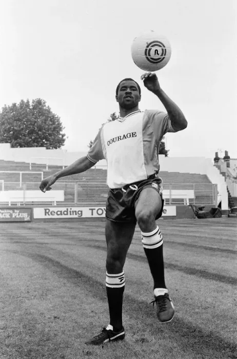 Framed Print : Paul Canoville, Reading FC, Photo-call, Elm Park, 21st August 1986 Framed Print : Paul Canoville, Reading FC, Photo-call, Elm Park, 21st August 1986