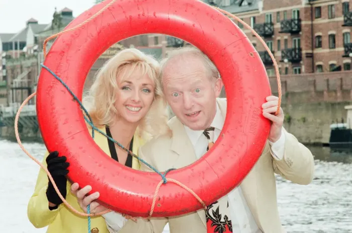 Framed Print : Paul Daniels, magician, pictured with wife Debbie McGee, at the riverside, in York Framed Print : Paul Daniels, magician, pictured with wife Debbie McGee, at the riverside, in York