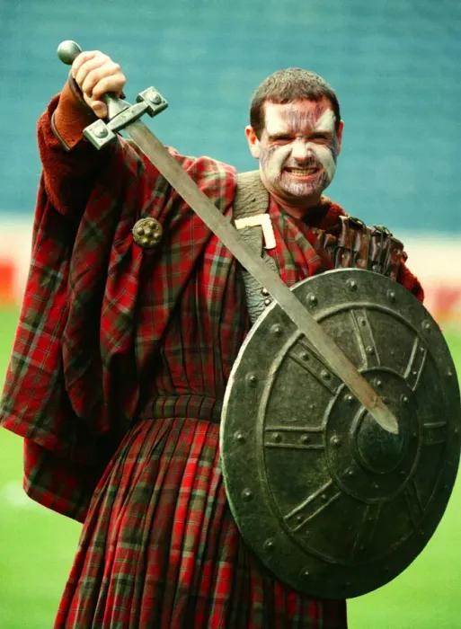 Framed Print : Paul Gascoigne wearing the costume of Mel Gibson in the film Braveheart