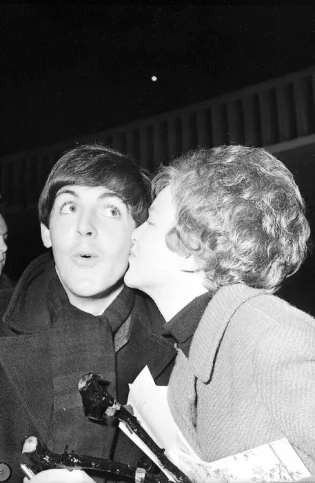 Framed Print : Paul McCartney gets a kiss from a fan at the Ritz Cinema Belfast 8 November 1963