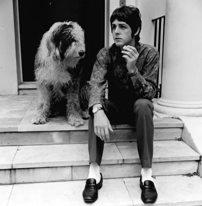 Framed Print : Paul McCartney at his St Johns Wood house on his 25th birthday 18 June 1967 Framed Print : Paul McCartney at his St Johns Wood house on his 25th birthday 18 June 1967