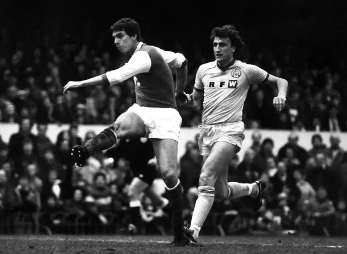 Framed Print : Paul Vaesson Football Player of Arsenal - in action against Leeds United Framed Print : Paul Vaesson Football Player of Arsenal - in action against Leeds United