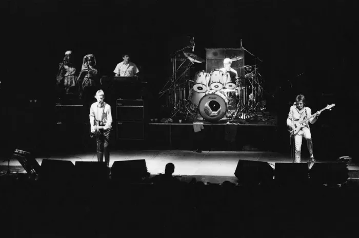 Framed Print : Paul Weller, and his band, The Jam, pictured during their final ever gig in 1982 Framed Print : Paul Weller, and his band, The Jam, pictured during their final ever gig in 1982