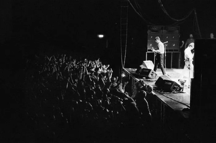 Framed Print : Paul Weller, and his band, The Jam, pictured during their final ever gig in 1982 Framed Print : Paul Weller, and his band, The Jam, pictured during their final ever gig in 1982