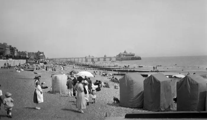 Framed Print : People on the beach at Eastbourne, East Sussex, 1921. Tyrell Collection