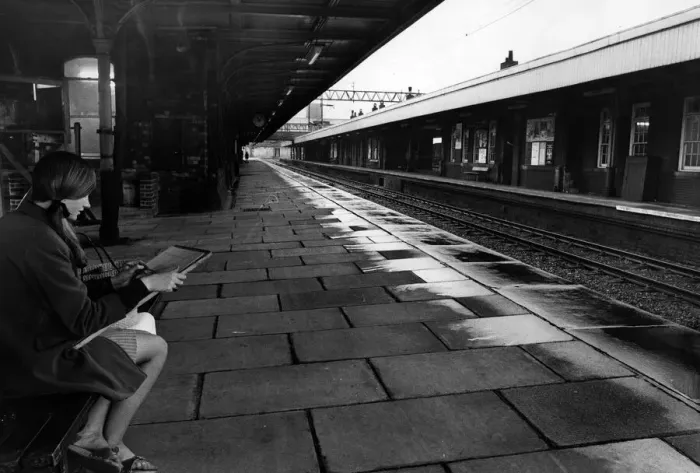 Framed Print : Perfect conditions for an art student. Sixteen year old Amanda Fox of Nuneaton enjoys a Framed Print : Perfect conditions for an art student. Sixteen year old Amanda Fox of Nuneaton enjoys a