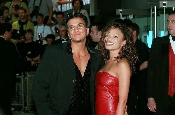 Peter Andre Singer August 98 Arriving for the premiere of Armageddon in london