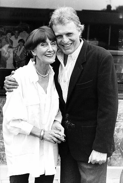 Peter Dean actor with June Brown actress who appeared together in the tv soap Eastenders