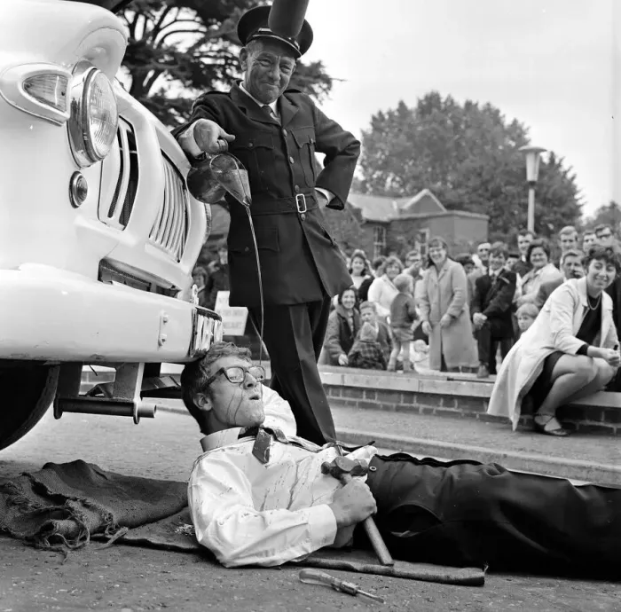 Framed Print : Peter Gilmore, on the floor, on the film set of Carry On Doctor Framed Print : Peter Gilmore, on the floor, on the film set of Carry On Doctor