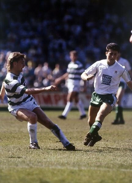 Peter Grant in action against Hibernian May 1989