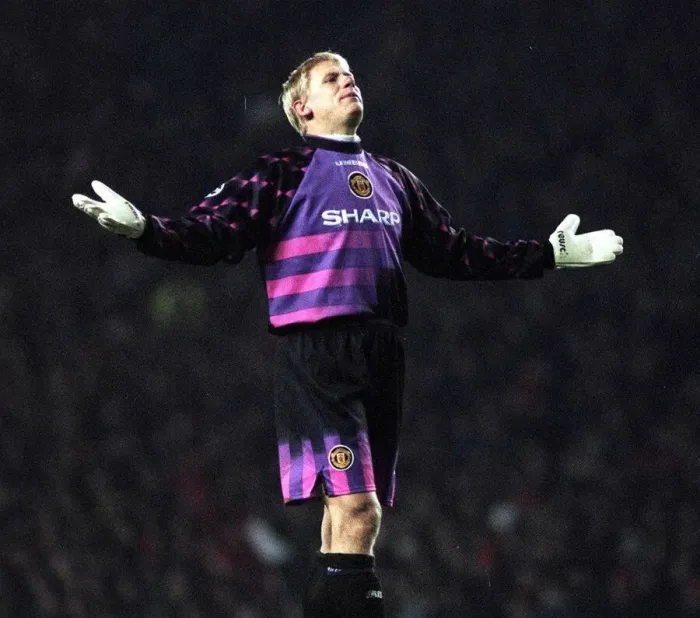 Framed Print : Peter Schmeichel Manchester United dissapointed following defeat by Juventus during Framed Print : Peter Schmeichel Manchester United dissapointed following defeat by Juventus during