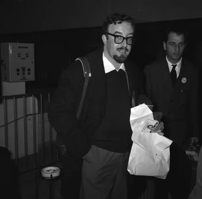 Framed Print : Peter Sellers January 1961 held up at London Airport customs for an hour
