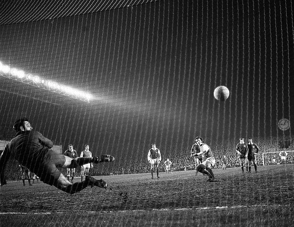 Peter Storey scores from the penalty spot to give them win in their 4th round FA Cup