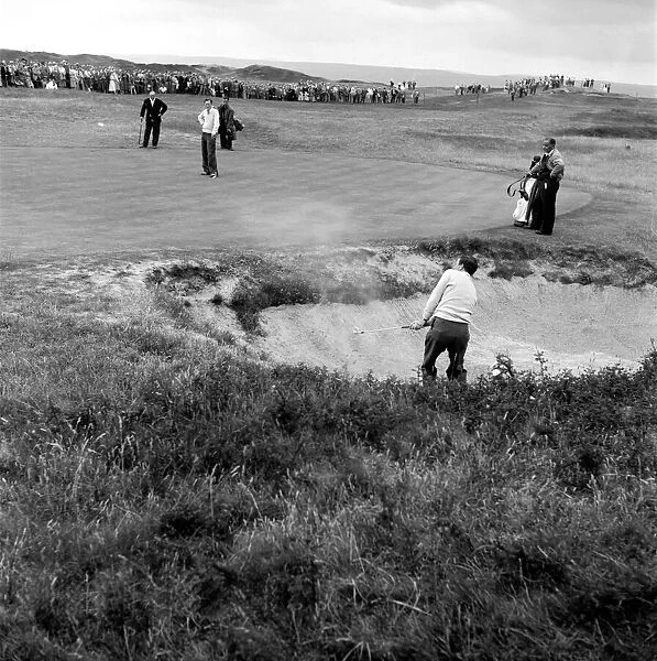 Peter Thompson playing in the Open Golf at Hoylake. July 1956 H6403-003