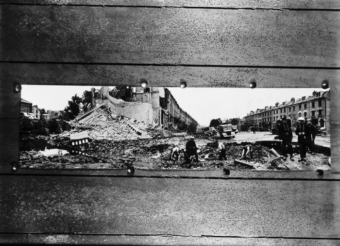 Framed Print : Petherton Road Cannonbury after flying bomb attack WW2 Framed Print : Petherton Road Cannonbury after flying bomb attack WW2
