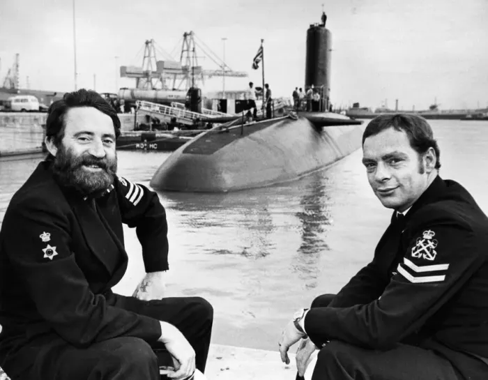 Framed Print : Petty Officer Cook Alan Pugh (left) and Petty Officer Steward John Young pictured