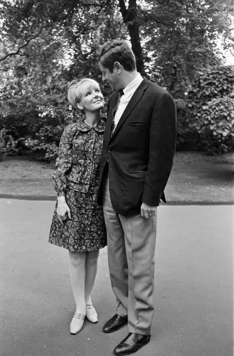Framed Print : Petula Clark with her husband Claude Wolff. 6th June 1966 Framed Print : Petula Clark with her husband Claude Wolff. 6th June 1966