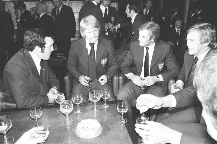 Framed Print : Phil Bennett at the International Sports Writers Club in Great Russell Street