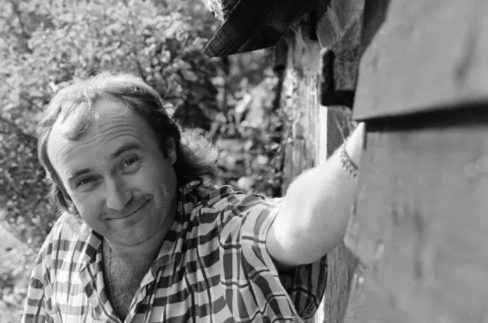 Framed Print : Phil Collins at his studio in Surrey. 28th July 1985
