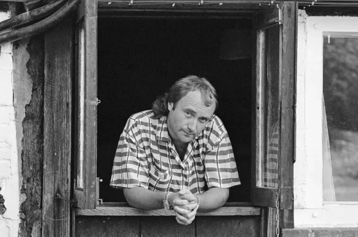 Framed Print : Phil Collins at his studio in Surrey. 28th July 1985 Framed Print : Phil Collins at his studio in Surrey. 28th July 1985