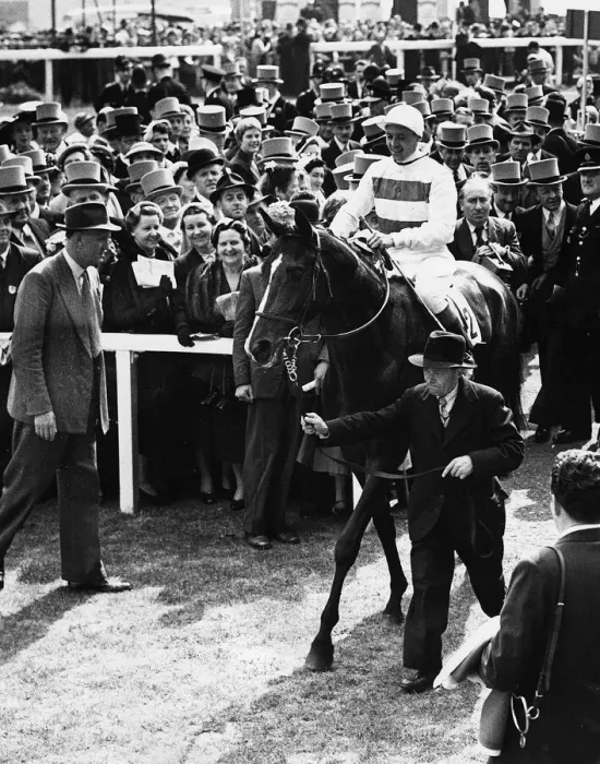 Framed Print : Phil Drake with F Palmer jockey wins Derby at Epsom - 1955 Framed Print : Phil Drake with F Palmer jockey wins Derby at Epsom - 1955