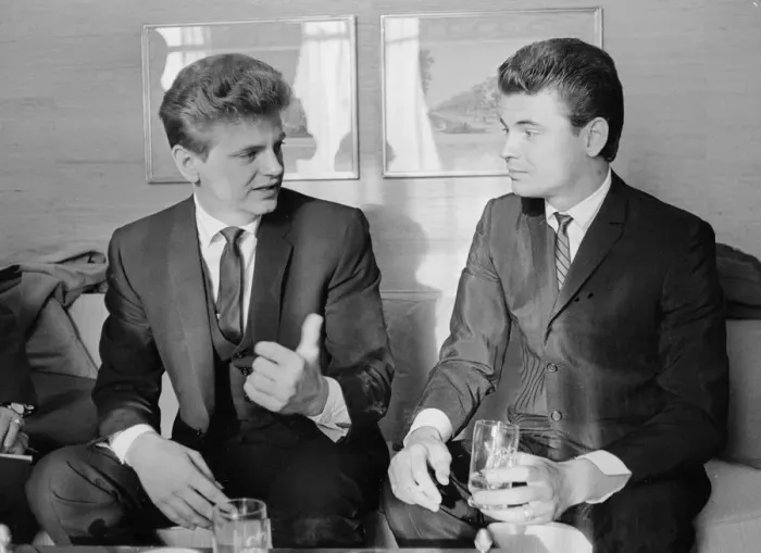Framed Print : Phil (left) and Don Everly, American singing duo The Everly Brothers