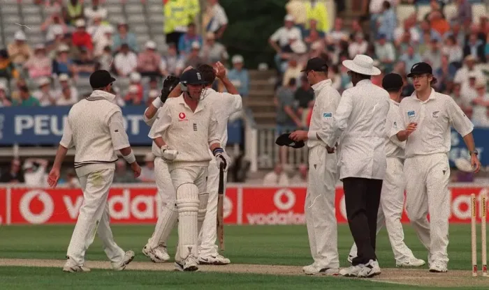 Framed Print : Phil Tufnell Cricket Player Of England July 1999 Walks Back To The Pavillion Framed Print : Phil Tufnell Cricket Player Of England July 1999 Walks Back To The Pavillion