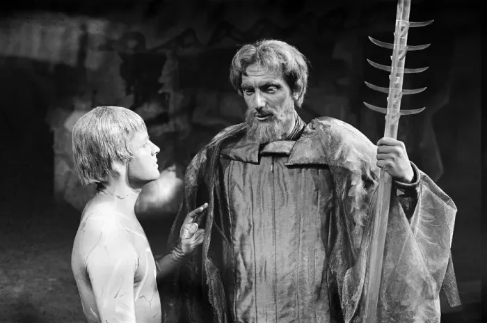 Framed Print : Photo call for the William Shakespeare play The Tempest Framed Print : Photo call for the William Shakespeare play The Tempest