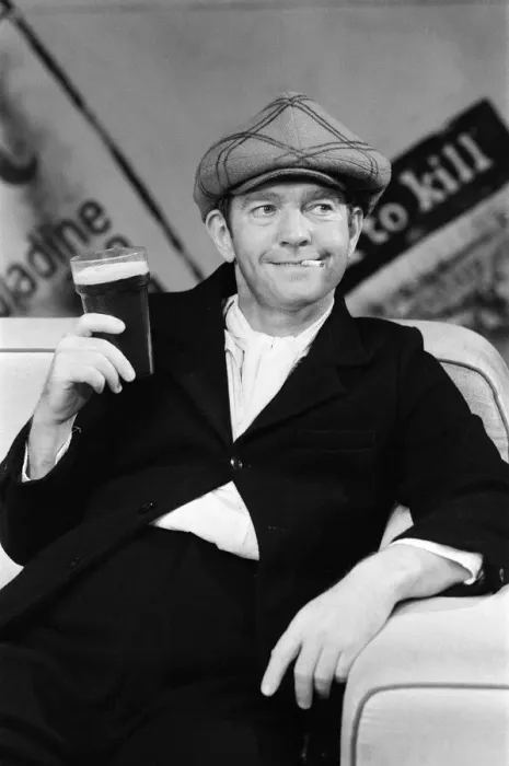 Framed Print : Photocall for Andy Capp The Musical at the Aldwych Theatre